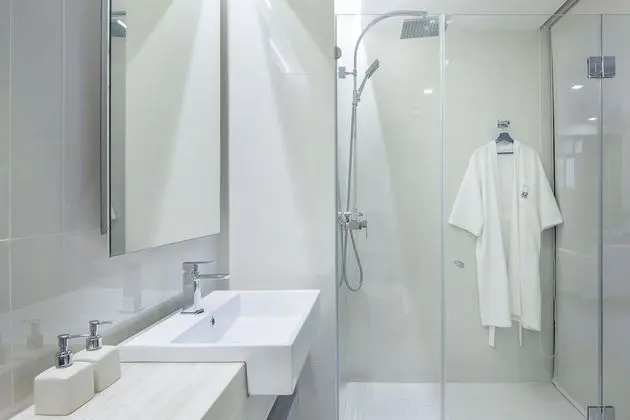 One Bedroom Deluxe Seaview Double
