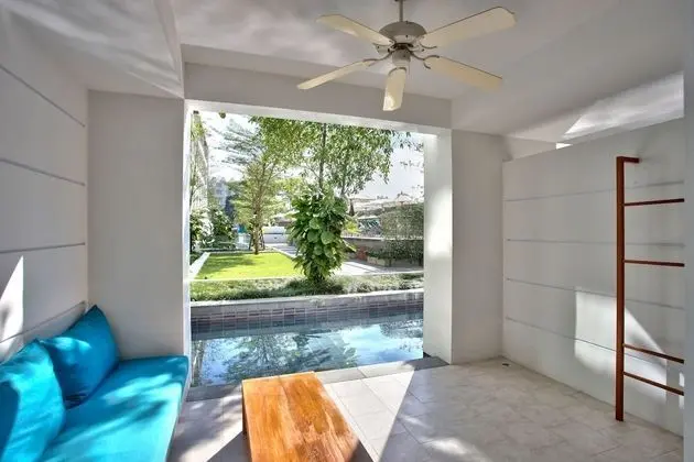 Plunge Pool Daydream