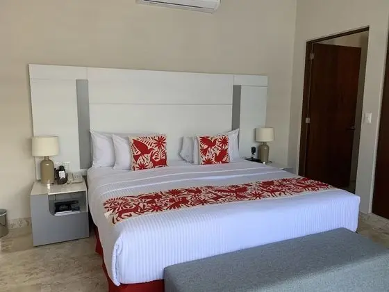 Deluxe Tek Büyük veya İki Ayrı Yataklı Oda, 1 Yatak Odası, Balkon, Bahçe Manzaralı