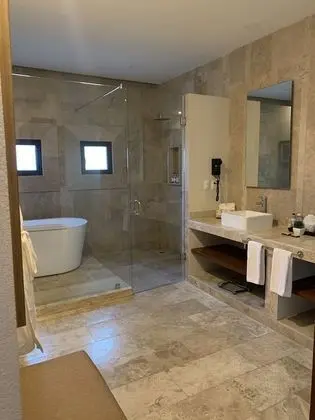 Deluxe Tek Büyük veya İki Ayrı Yataklı Oda, 1 Yatak Odası, Balkon, Bahçe Manzaralı