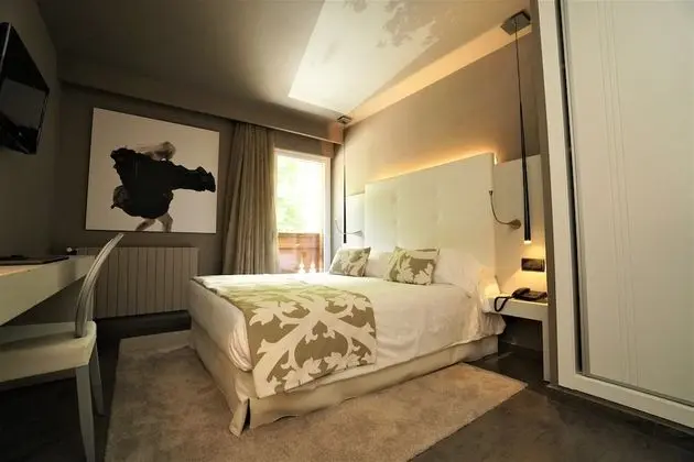 Design Tek Büyük Yataklı Oda