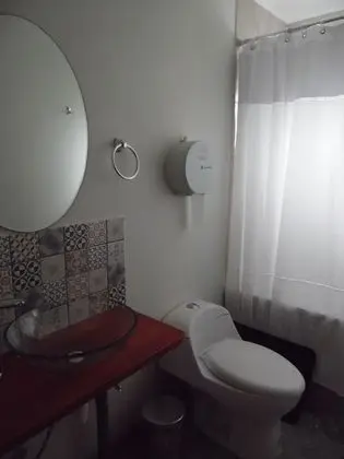 Tek Büyük Yataklı Oda, 1 Büyük (Queen) Boy Yatak, Sigara İçilmez, Özel Banyo