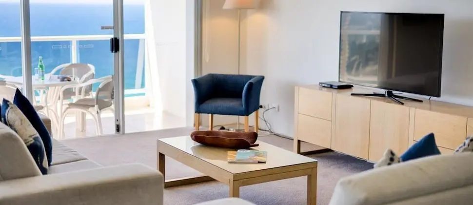 Two Bedroom Ocean-View Apartment