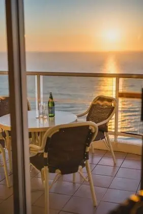 Two Bedroom Ocean-View Apartment