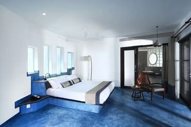 Kır Evi, Sigara İçilmez (Blue pearl with plunge pool )