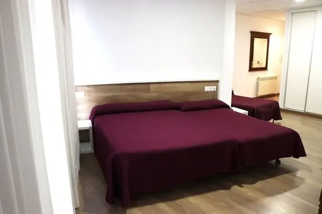 Family İki Ayrı Yataklı Oda (With Extra Bed)