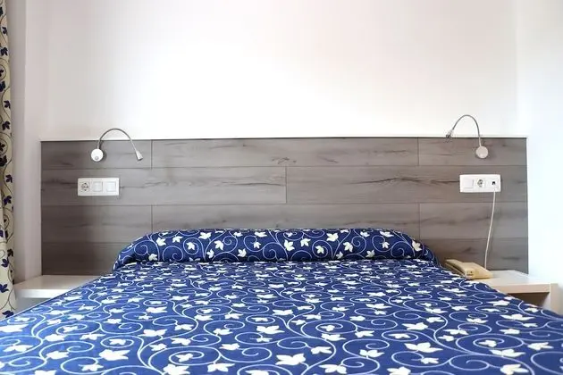 Superior Tek Büyük veya İki Ayrı Yataklı Oda, Teras, Nehir Manzaralı