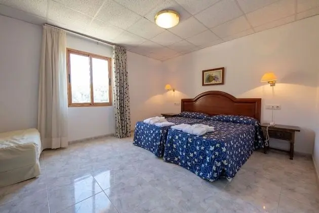 Tek Büyük veya İki Ayrı Yataklı Oda, Nehir Manzaralı