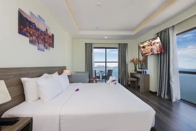 Süit, 1 En Büyük (King) Boy Yatak, Balkon, Deniz Manzaralı