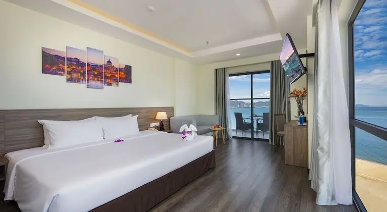 Süit, 1 En Büyük (King) Boy Yatak, Balkon, Deniz Manzaralı