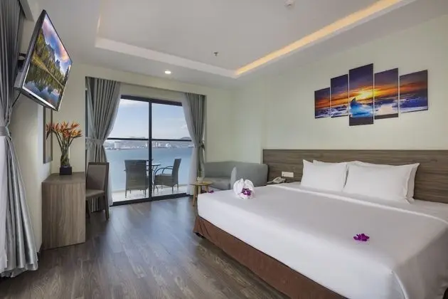 Süit, 1 En Büyük (King) Boy Yatak, Balkon, Deniz Manzaralı