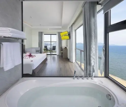 Süit, 1 En Büyük (King) Boy Yatak, Balkon, Deniz Manzaralı