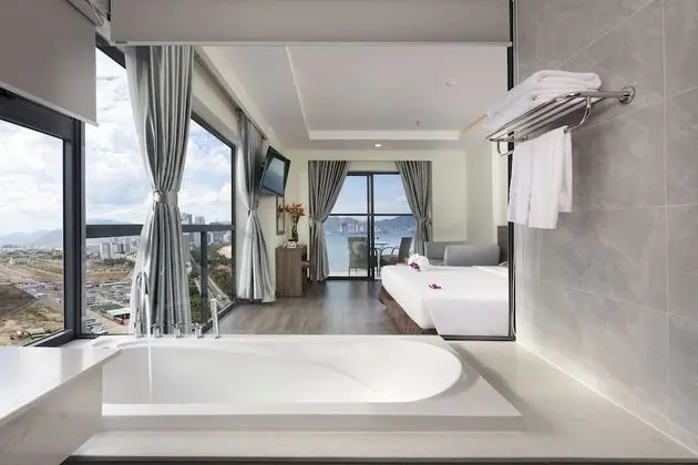 Süit, 1 En Büyük (King) Boy Yatak, Balkon, Deniz Manzaralı