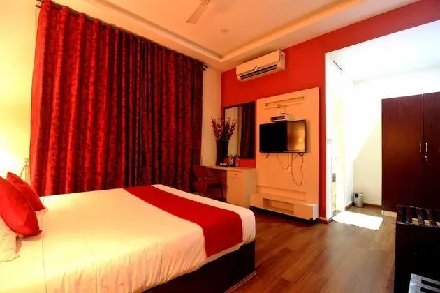 Deluxe Tek Büyük Yataklı Oda, 1 Çift Kişilik Yatak, Sigara İçilmez