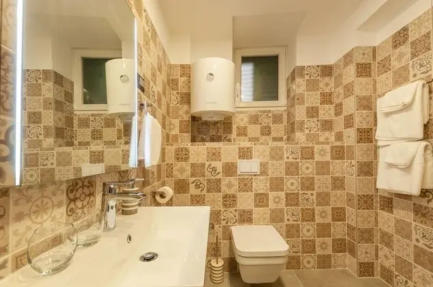 Deluxe Studio, 1 Bedroom...