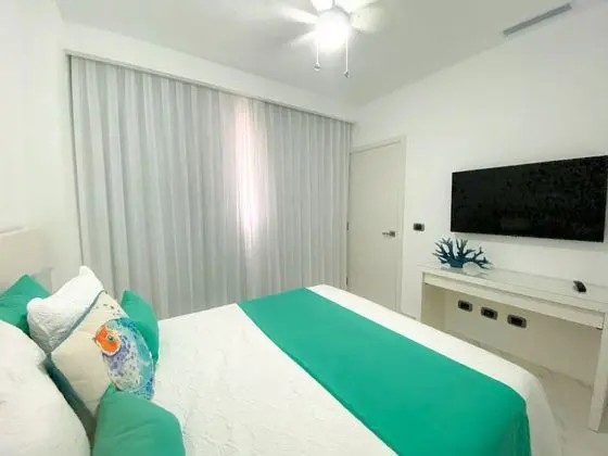 Exclusive Apart Daire, 2 Yatak Odası, Balkon, Havuz Manzaralı