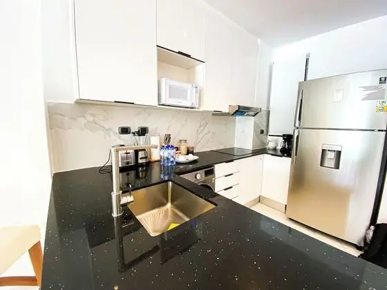 Exclusive Apart Daire, 2 Yatak Odası, Balkon, Havuz Manzaralı