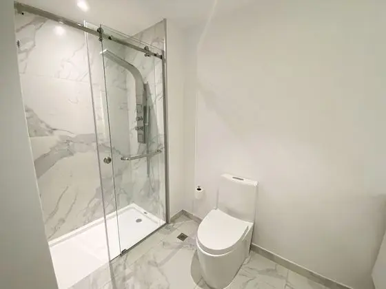 Exclusive Apart Daire, 2 Yatak Odası, Balkon, Havuz Manzaralı