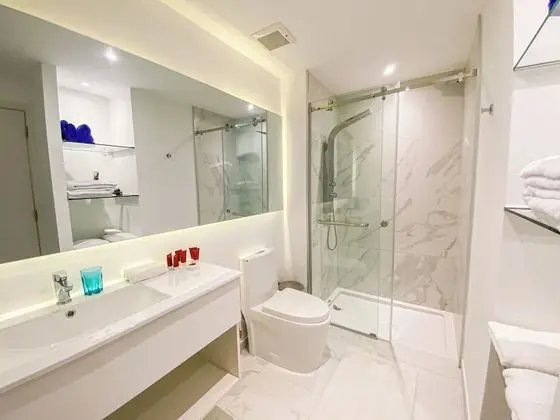 Exclusive Apart Daire, 2 Yatak Odası, Balkon, Havuz Manzaralı