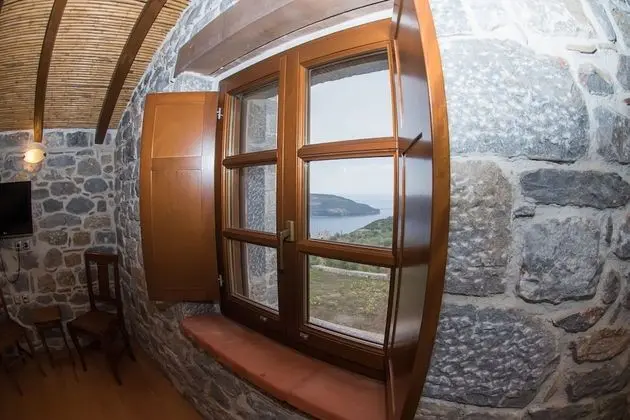 Classic Tek Büyük Yataklı Oda