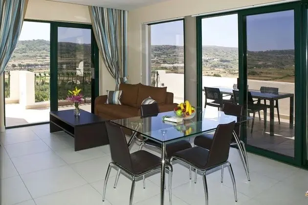 Panoramic Çatı Katı Süiti (Penthouse)