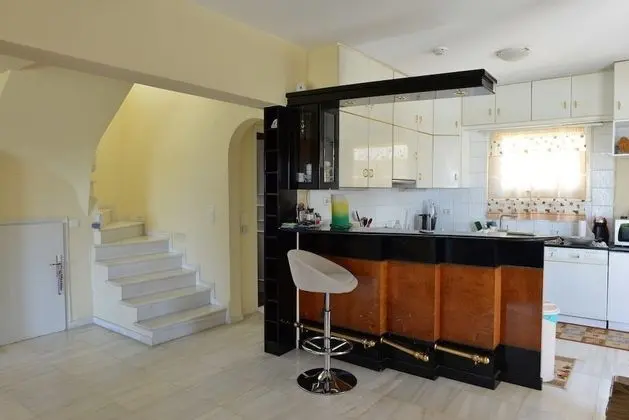 Villa, 4 Yatak Odası, Kişiye Özel Havuzlu