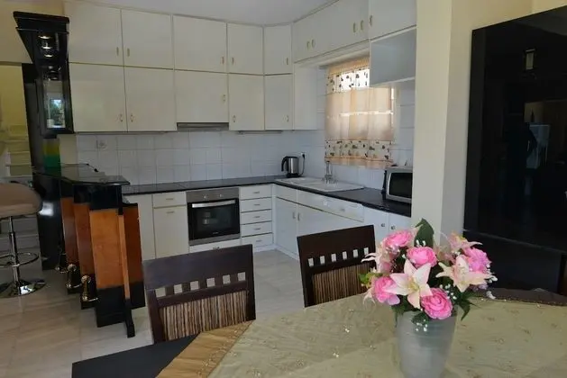 Villa, 4 Yatak Odası, Kişiye Özel Havuzlu