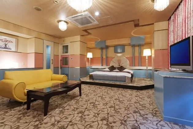 İki Ayrı Yataklı Oda, Sigara İçilebilir (with Smaller Bathroom)