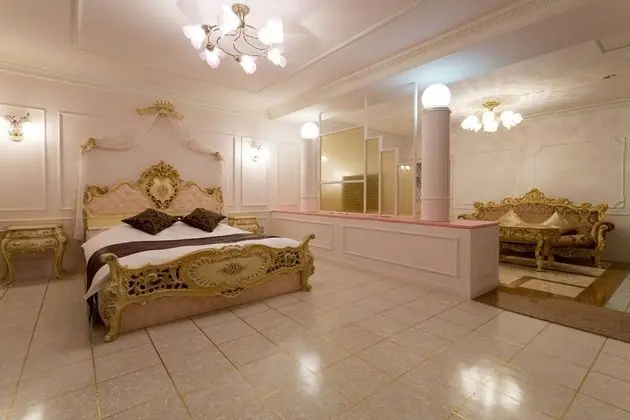 İki Ayrı Yataklı Oda, Sigara İçilebilir (with Smaller Bathroom)