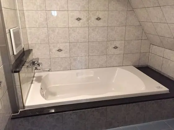 Basic Tek Büyük Yataklı Oda, Sigara İçilebilir