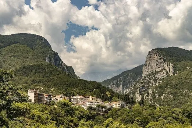 Panoramic Tek Büyük Yataklı Oda (Olympus View)