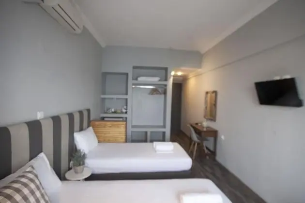 Deluxe Üç Kişilik Oda