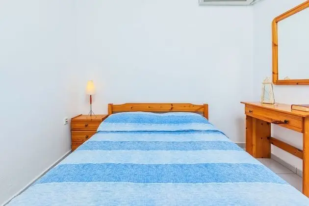 Tek Büyük Yataklı Oda (Arsinoi)