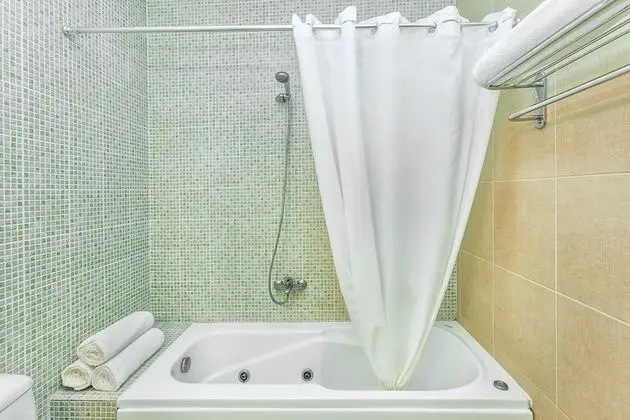 Junior Süit, 1 Yatak Odası, Bahçe Manzaralı