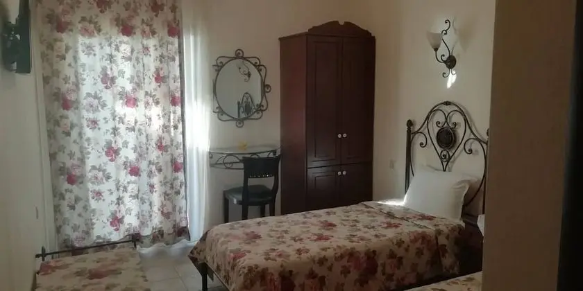 City Tek Büyük veya İki Ayrı Yataklı Oda