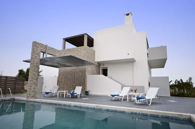 Villa, 5 Yatak Odası, Şömine