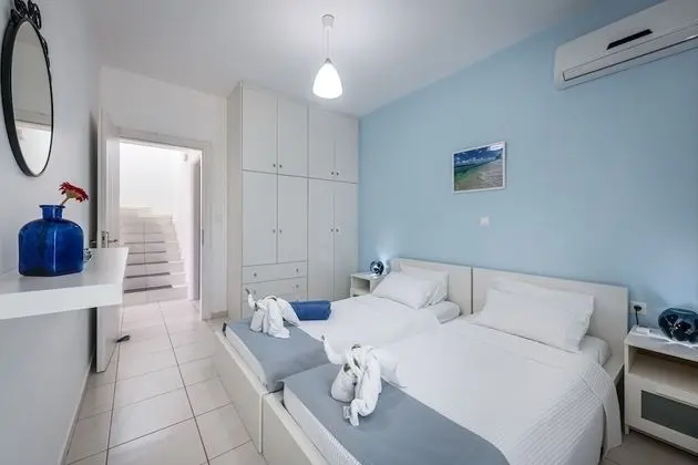 Villa, 5 Yatak Odası, Şömine