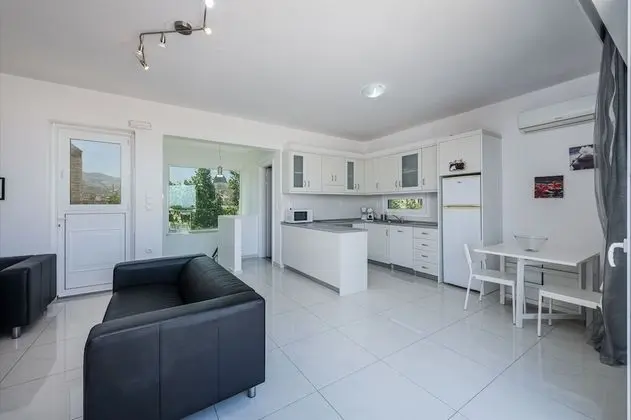 Villa, 5 Yatak Odası, Şömine