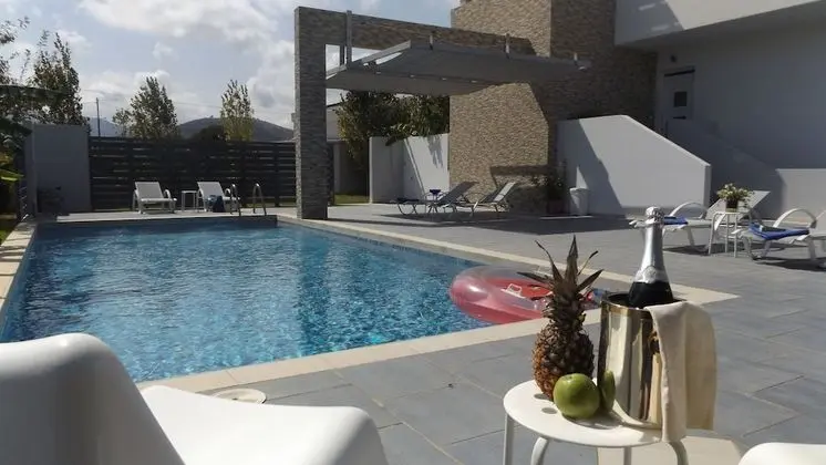 Villa, 5 Yatak Odası, Şömine