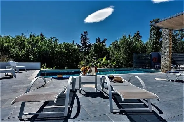 Villa, 5 Yatak Odası, Şömine