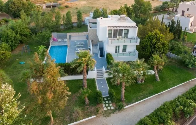 Villa, 5 Yatak Odası, Şömine