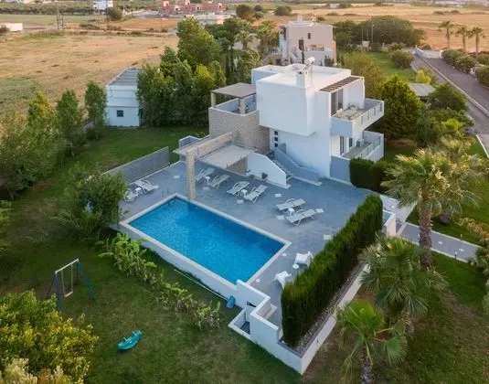 Villa, 5 Yatak Odası, Şömine