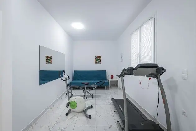 Villa, 5 Yatak Odası, Şömine