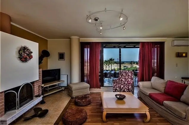 Villa, 5 Yatak Odası, Şömine