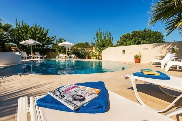Villa, 5 Yatak Odası, Şömine