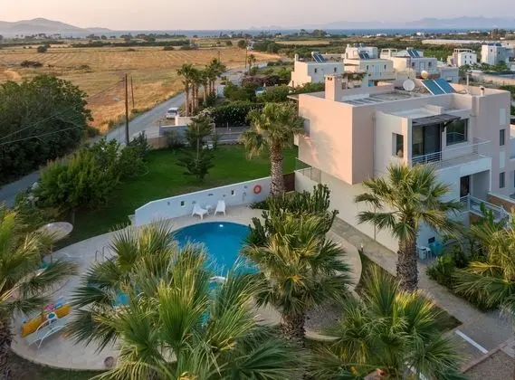 Villa, 5 Yatak Odası, Şömine