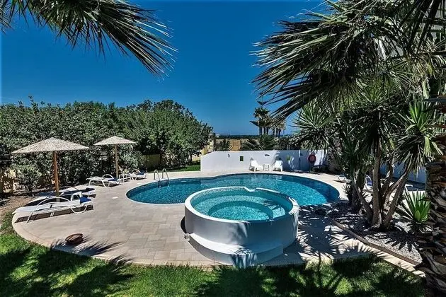 Villa, 5 Yatak Odası, Şömine