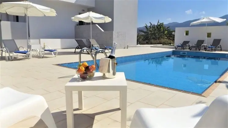Villa, 5 Yatak Odası, Balkon
