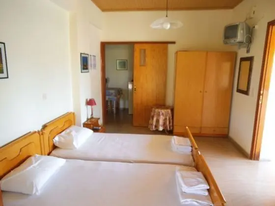 Apart Daire, 2 Yatak Odası, Balkon, Bahçe Manzaralı