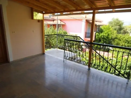 Apart Daire, 2 Yatak Odası, Balkon, Bahçe Manzaralı